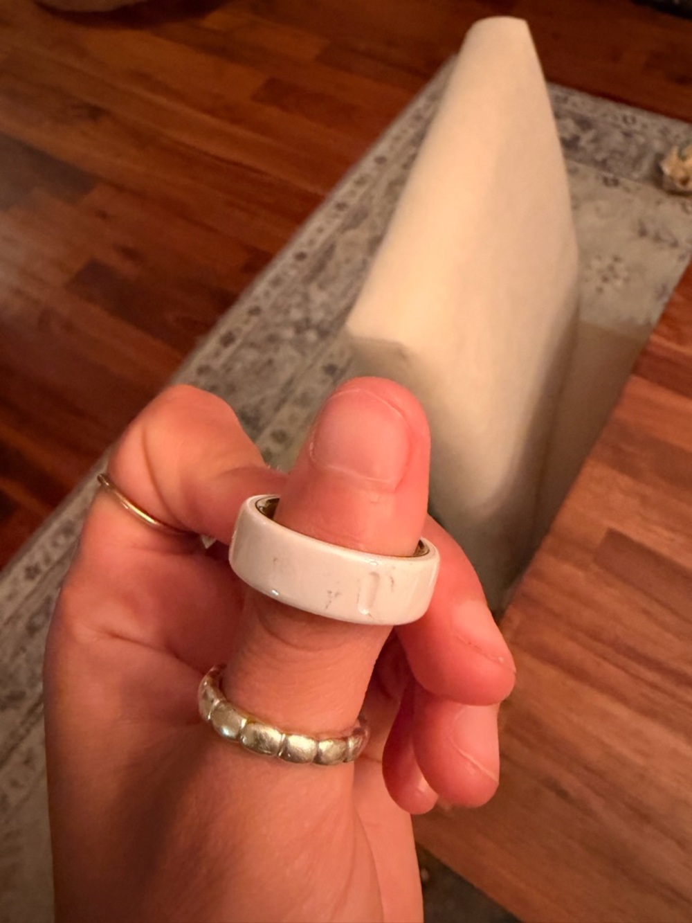 Pink Oura ring - Picture 4 of 4